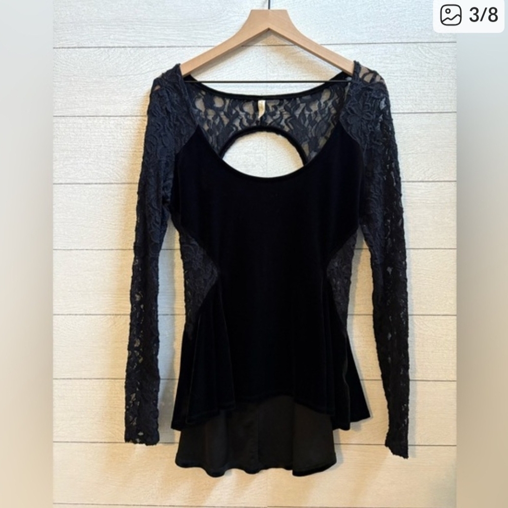 Free People Lolita Black Velvet Lace Peplum Top - Picture 3 of 4